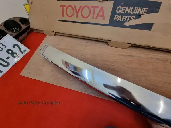 Toyota corona RT40 Rt41 Rt43 Rt46 rear bumper bar 2