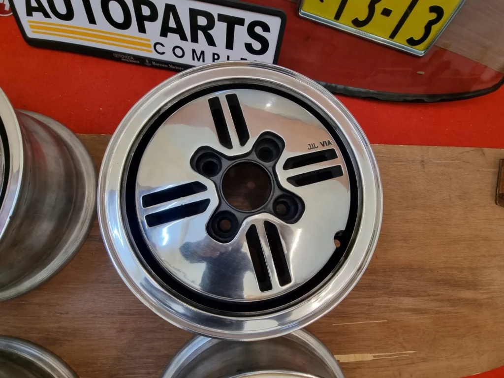 Bridgestone dishart 114.3pcd 5JJ 9