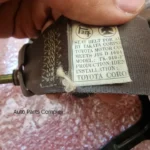Corolla 1984 1985 1986 4 door seat belts6