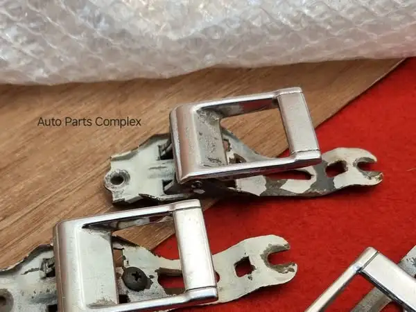 Corolla Ae82 Ae80 Ee80 1984-86 door inside chrome unlock handles 2