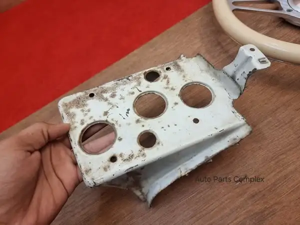 Corolla ke70 te72 1980-83 battery tray frame 1