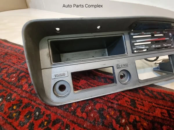 Hilux 1979 1980 1981 RHD Dash bezel 4