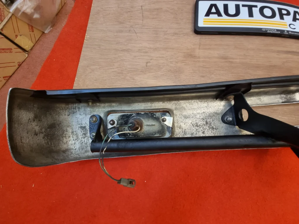 Hilux pickup 1979 1980 1981 4WD chrome front bumper 9