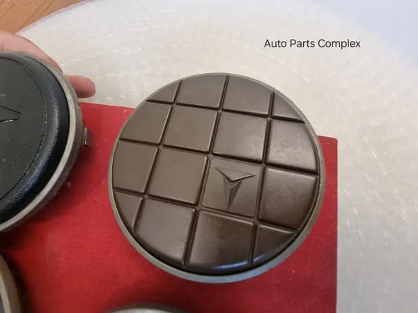 Hilux pickup 1979-83 SR5 steering wheel center pads 3