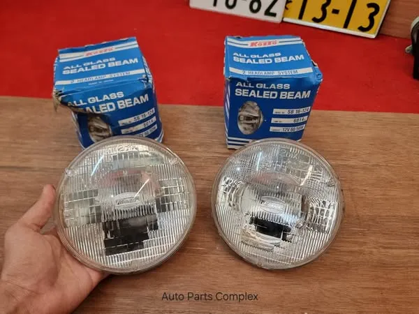 Sealed beams pair 1