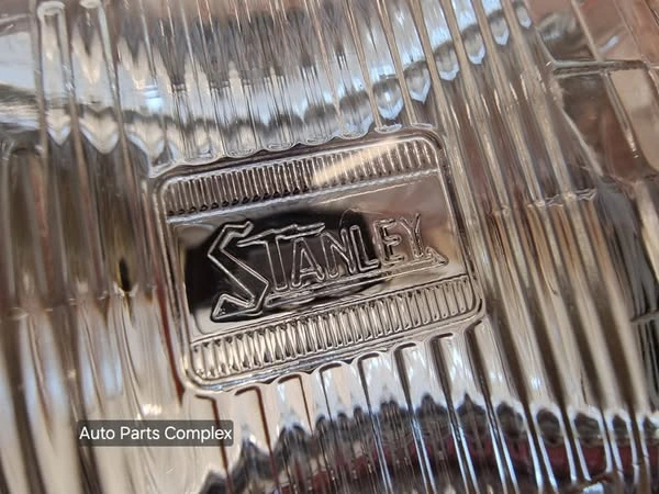 Stanley sealed beams set of 4 4