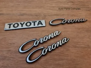 Toyota Corona Rt132 Tt132 Rt133 Fender and trunk lid badges pair 1