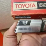 Toyota corolla 1971 - 1974 Ke2 Te2 trunk lid deluxe badge 2