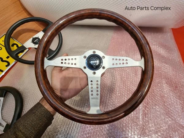 Vintage momo Grand Prix 350mm dated 01-951