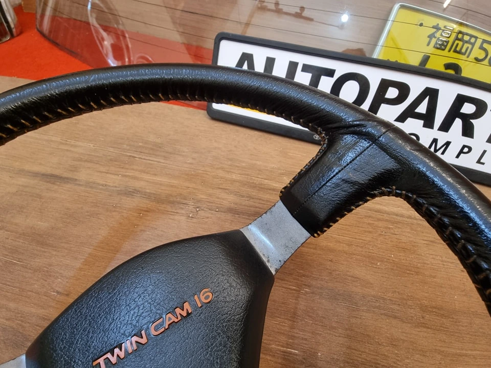 Ae86 twin cam 16 orange stitching edition steering wheel 8