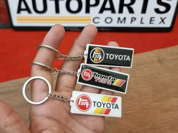 Auto Parts Complex Key chains 1