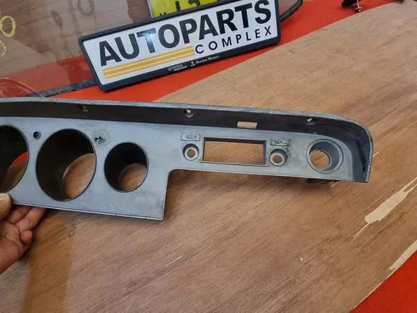 Corolla 1975 1976 1977 1978 1979 LHD dash cluster panel surround 3
