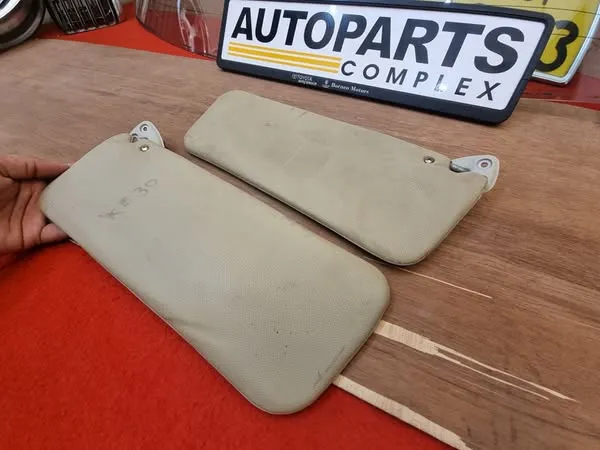 Corolla 1975-79 roof sun shades ke30 te31 ke35 ke552