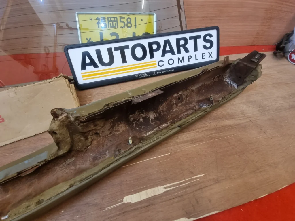 Corolla 1975-79 te31 ke30 te38 ke35 LHD Dash pad9