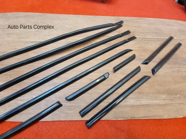 Corolla 1980 1981 4 door sedan body mouldings 2