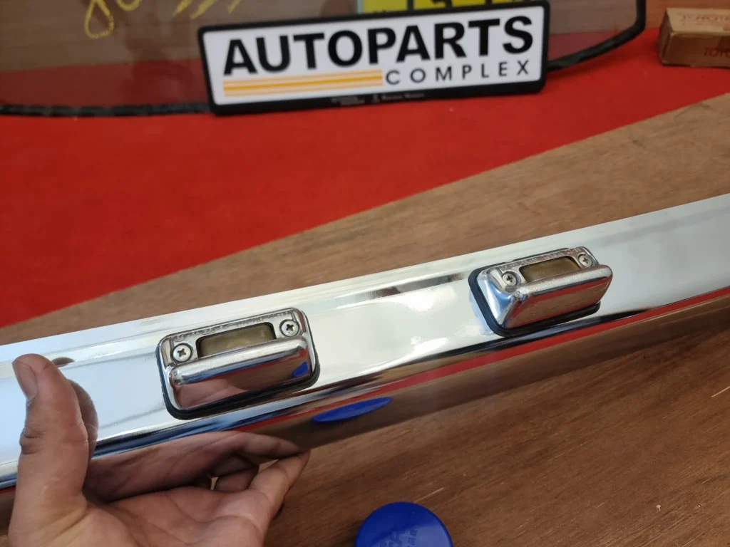 Corolla 1980 1981 sedan rear chorome bumper 4