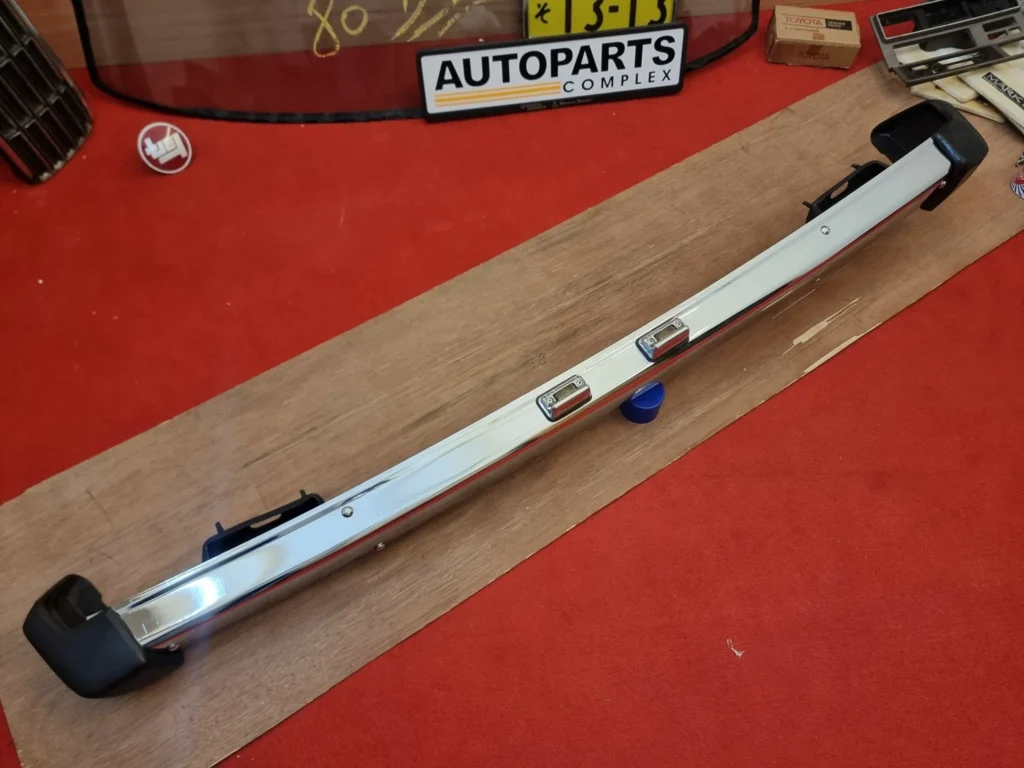 Corolla 1980 1981 sedan rear chorome bumper 5