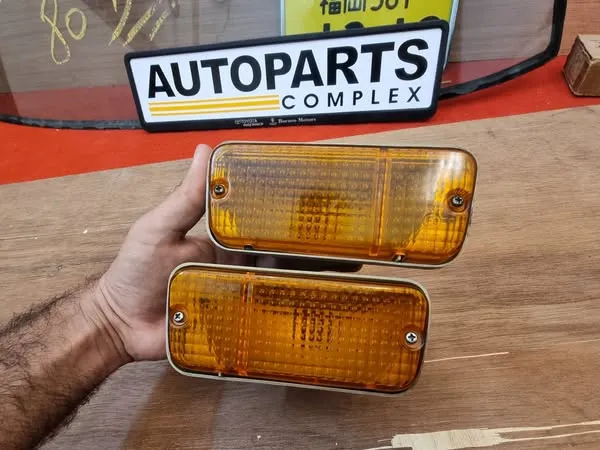 Corolla 1980-83 Rubber bumper indicators 1
