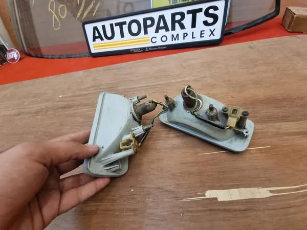 Corolla 1980-83 Rubber bumper indicators 4