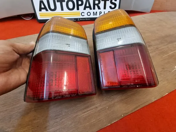 Corolla 1988 - 92 wagon Ae92 tail lights pair 3