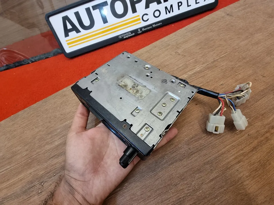 Fujitsu ten limited 1980s cassette player for Corolla ke70 Ae70 Hilux rn30 rn36 rn46 5