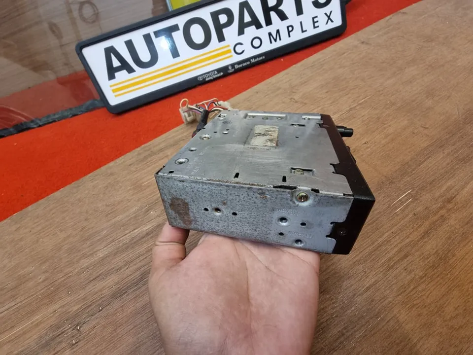 Fujitsu ten limited 1980s cassette player for Corolla ke70 Ae70 Hilux rn30 rn36 rn46 6