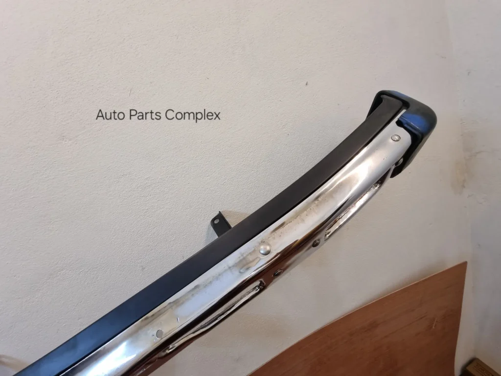 Hilux pickup 4WD 1981 1982 1983 front chrome bumper12