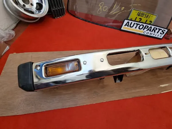 Hilux pickup 4WD 1981 1982 1983 front chrome bumper4