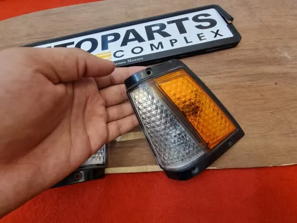 Mark II 1980 1981 1982 Gx61 mx63 rx60 corner parking lamps 3