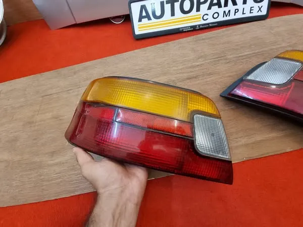 Starlet ep80 ep81 ep82 tail lights 3