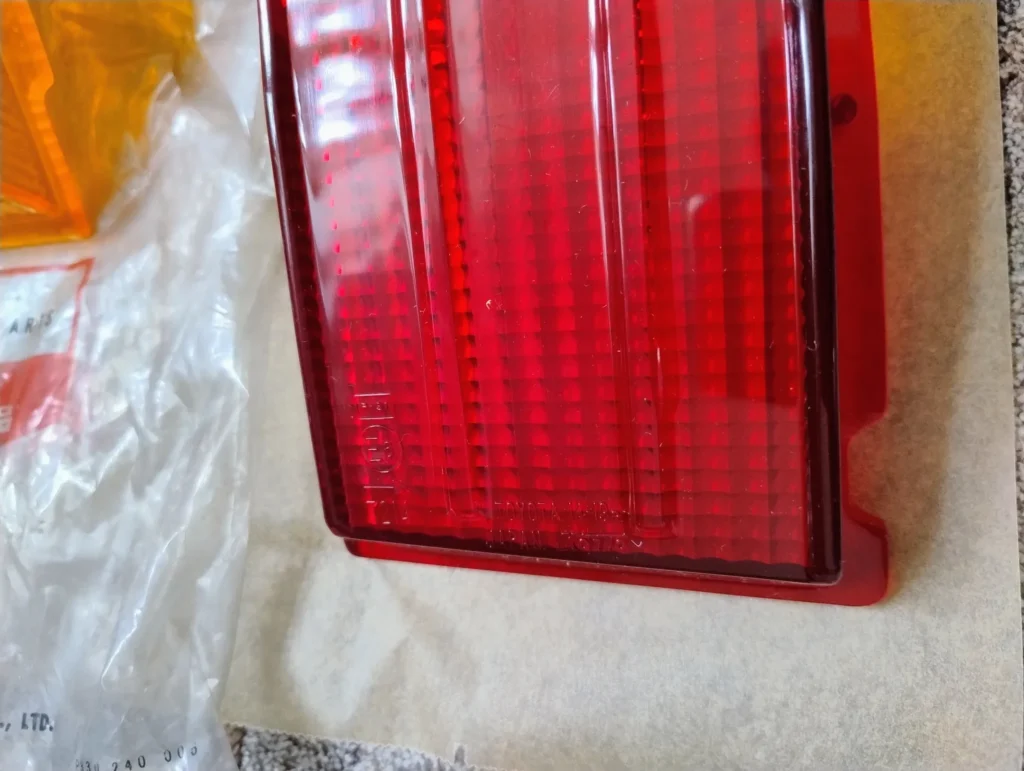 Toyota Carina Ta10 ta12 1970-77 tail light lenses pair (L+R) 5