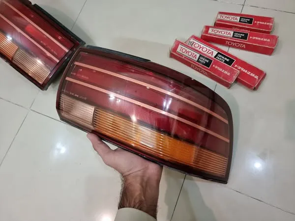 Toyota camry SV30 SV35 tail lights pair2