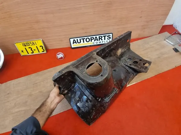 Corolla 1980-83 sedan1