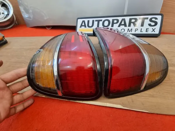 Corolla 1988 - 1990 - 1991 ae92 Ae9# tail lights 2