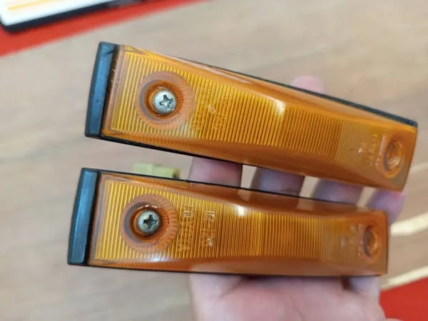 Corolla ke70 Ae70 JDM OEM fender indicators 5