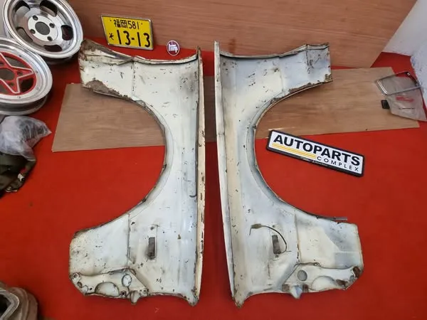 Cressida Mx32 Rx30 Mx41 front fenders pair 3