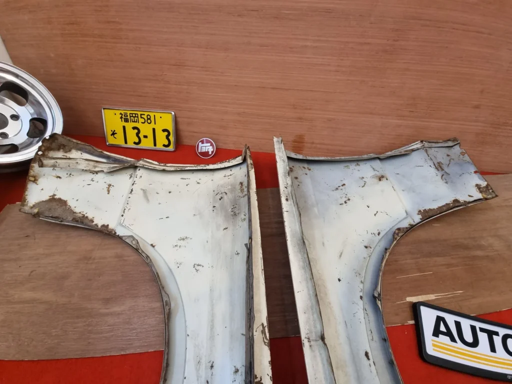 Cressida Mx32 Rx30 Mx41 front fenders pair 9