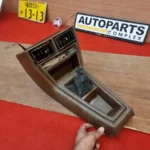 Ke55 ke35 ke36 ke30 Te51 corolla 1976 - 1979 center console1