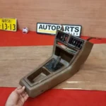 Ke55 ke35 ke36 ke30 Te51 corolla 1976 - 1979 center console2