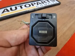 Toyota AE86 AE85 Ae82 door mirrors control switch 1