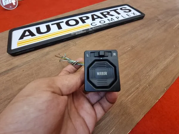 Toyota AE86 AE85 Ae82 door mirrors control switch 3