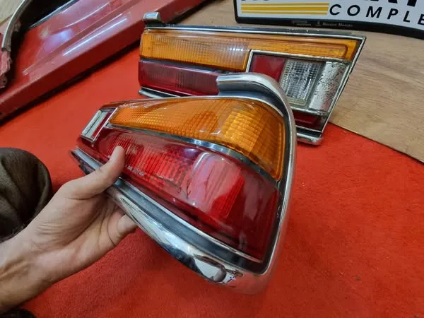 Toyota Corona rt132 rt130 tt132 xt130 liftback tail lights 2