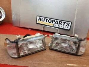 Toyota Crown 1989-91 s130 gs131 ms131 headlights1