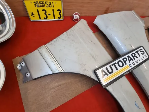 Toyota Crown Gs141 UZS141 JZS143 UZS143 front fenders pair 3