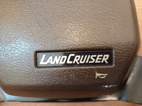 Toyota Land Cruiser 1981-1989 FJ60 BJ60 HJ62 FJ62 Steering Wheel 60 series (Brown)2