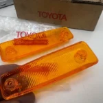 Corolla 1975 - 1979 Ke30 ke35 ke36 fender indicator lenses NOS OEM (1)