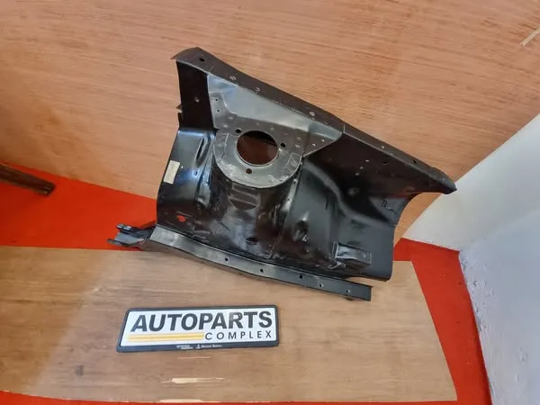Corolla 1975-79 KE30 KE35 TE31 inner fender apron sub-Assy (Left side) 4