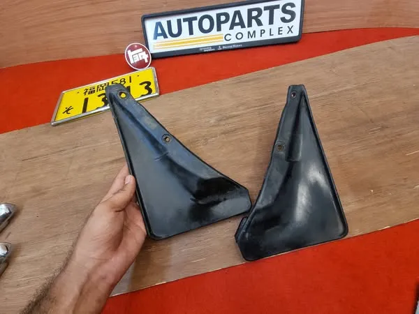 Corolla 1980-83 Ke70 Te72 front mud flaps4