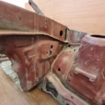 Corolla 1980-83 inner fender apron left side 4