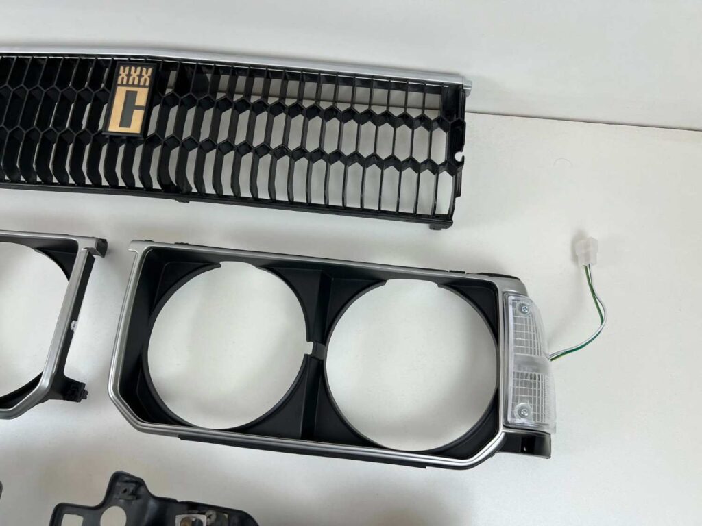 Corolla 1980 ke70 Te72 quadlights front end (12)
